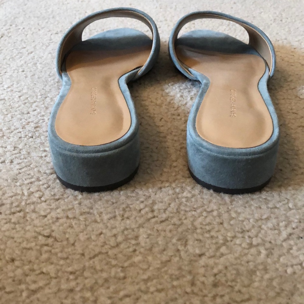 Banana Republic sandals - Picture 3 of 4